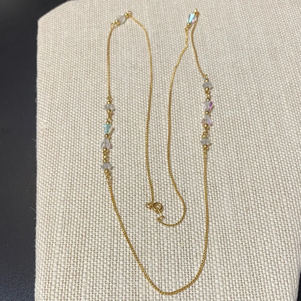 Vintage Gold and Crystal 32” chain Necklace